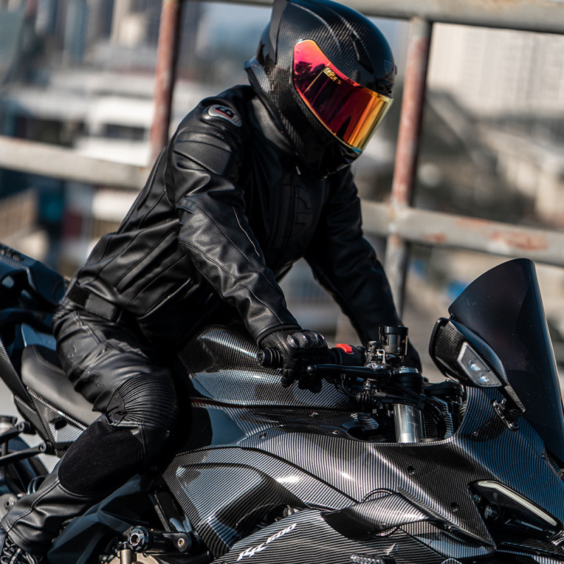 Traje de Motociclismo de Invie - Motorcycle Gear For Winter reseña y precio